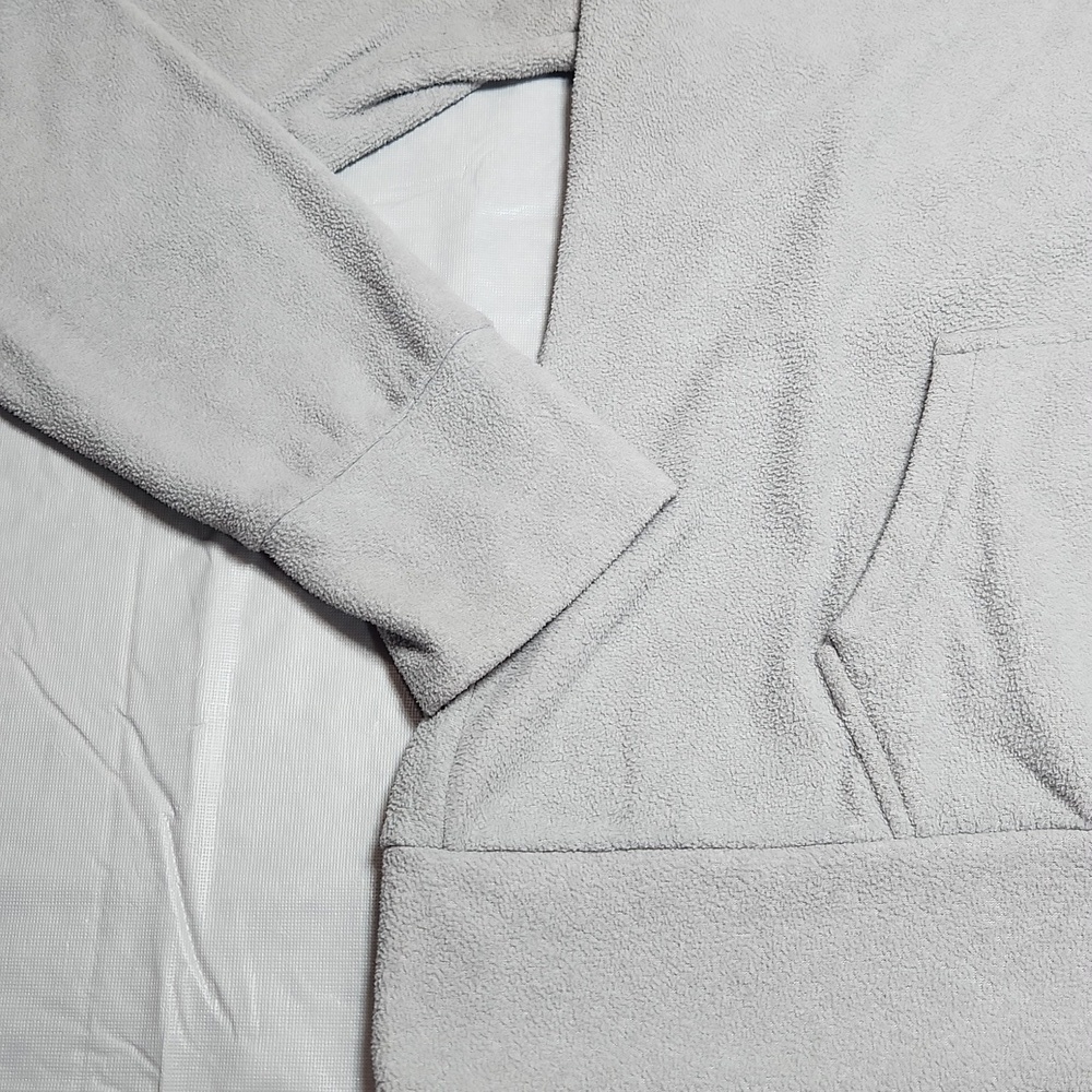 Bench Sweater - Picture 2 of 10